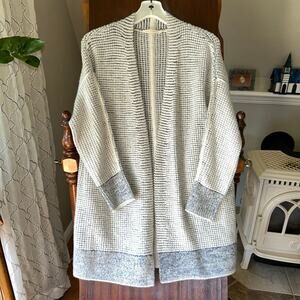 Soft Surroundings Medium Caressa Cardigan Sweater Open Front Gray EUC